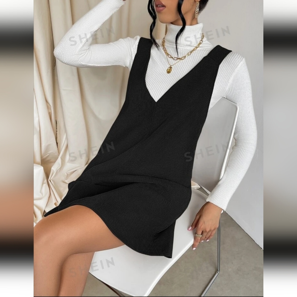 🌈 Black Corduroy Overall Jumper Dress